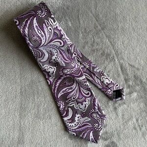 Massimo Ferre purple paisley silky100% handmade ties